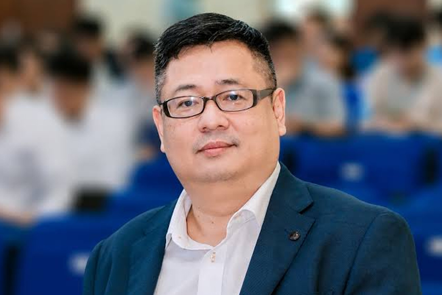 Johnathan Heung and the Powerful Family Behind His Public Story 2 johnathan heun